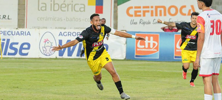 Moca viene reforzado en busca del campeonato LDF