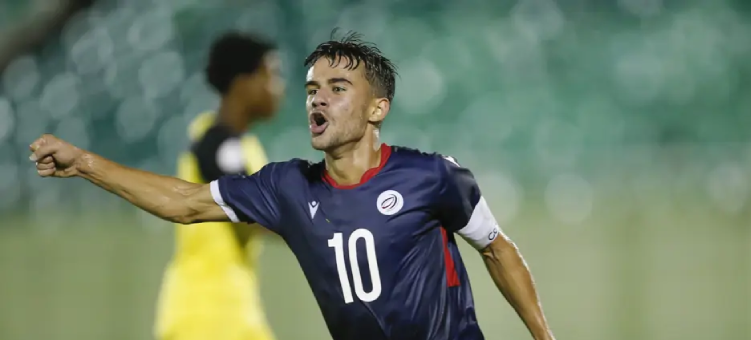 ¿Quién es Edison Azcona?