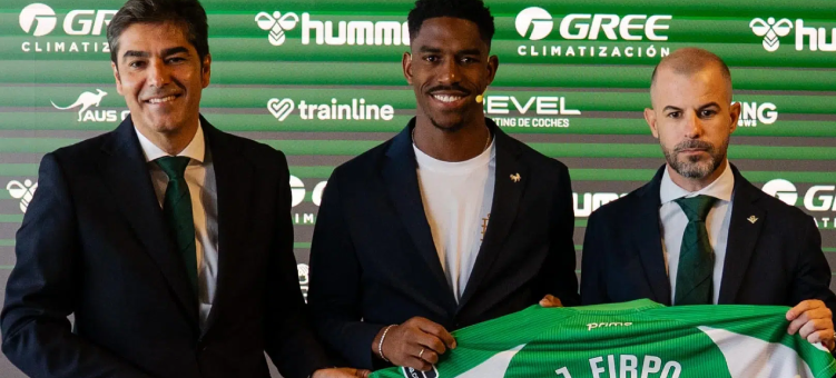 Junior Firpo vuelve a casa: el dominicano regresa al Real Betis
