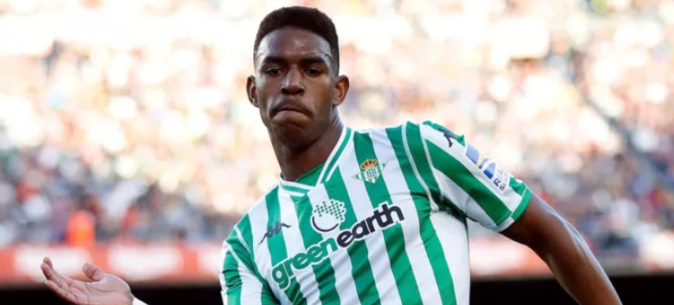 Junior se queda solo para la izquierda antes de la vorágine de partidos