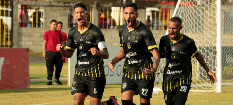 Moca FC se adueña del liderato de la Liguilla tras vencer a Cibao FC