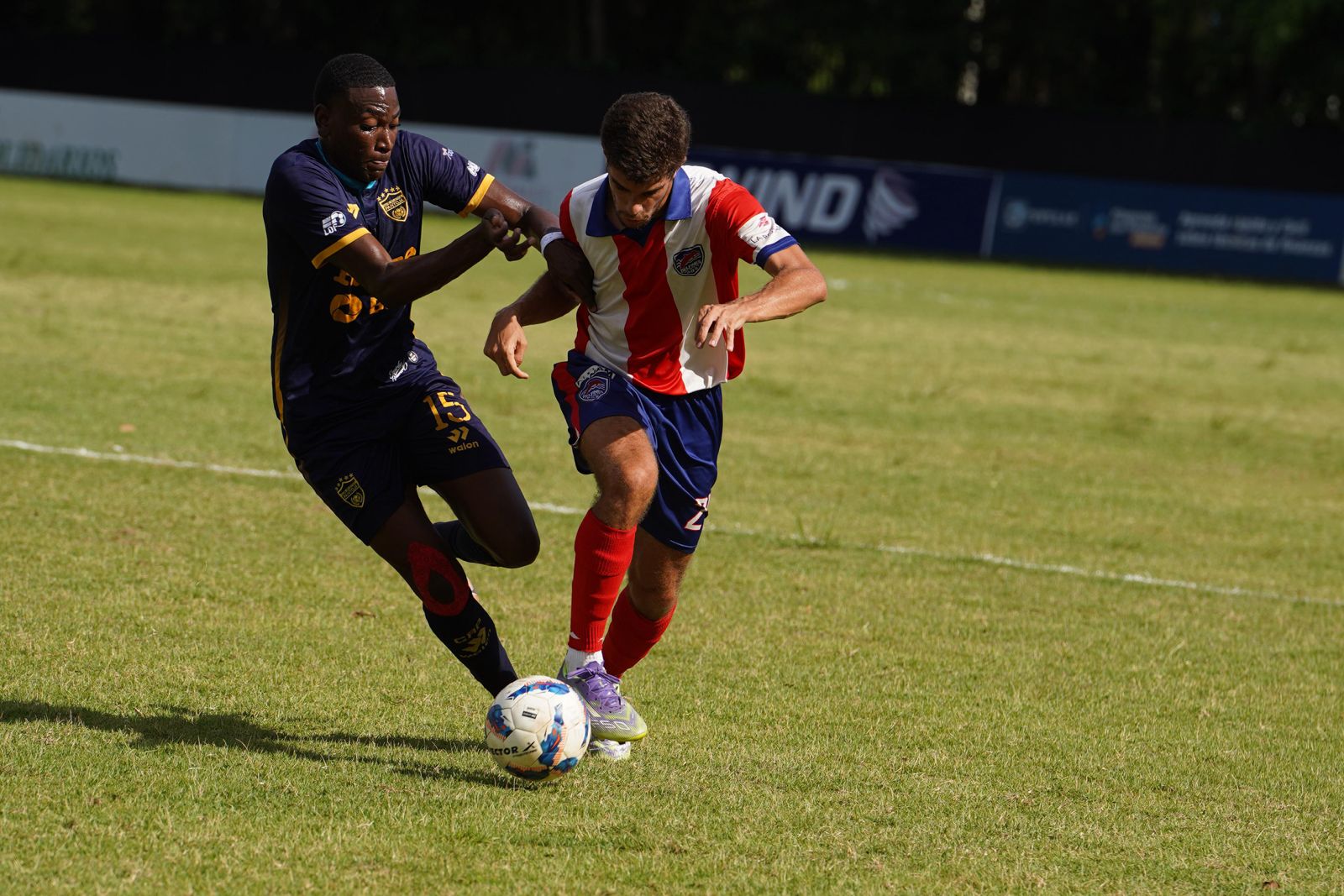 Delfines del Este clasifica a semis en la Liga Dominicana de fútbol