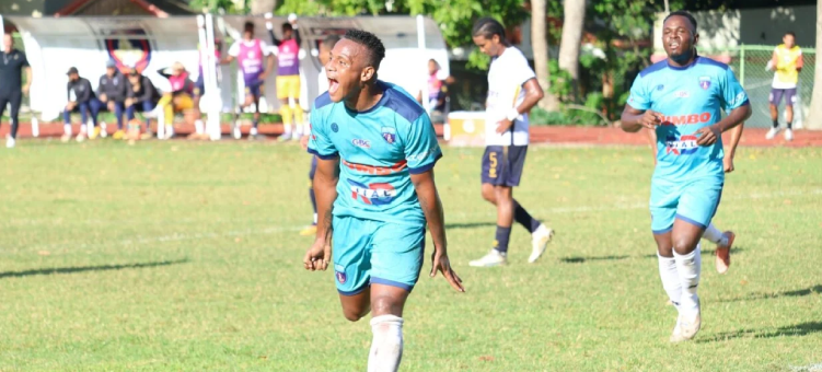 Salcedo vence a Pantoja en fútbol dominicano