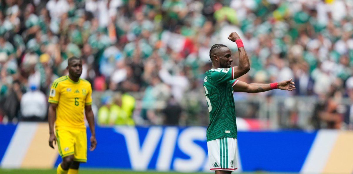 México debuta con victoria 2-0 ante Sudáfrica en el Mundial 2026 con goles de Quiñones y Jiménez