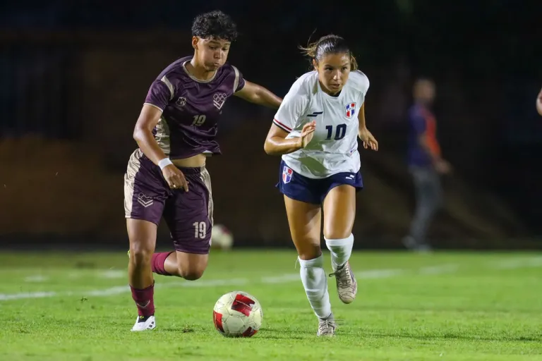 Venezuela derrota a RD en fútbol femenino y cierra invicta la fase regular