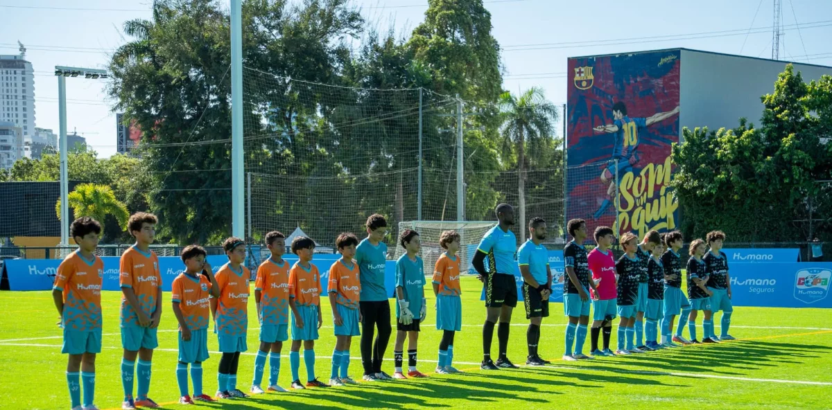 Más de 300 jóvenes dieron inicio a la cuarta Copa Intercolegial de Fútbol Humano Seguros