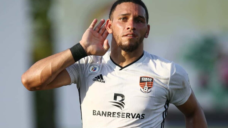 La FIFA falla a favor del futbolista dominicano Danco García por deuda en Bolivia